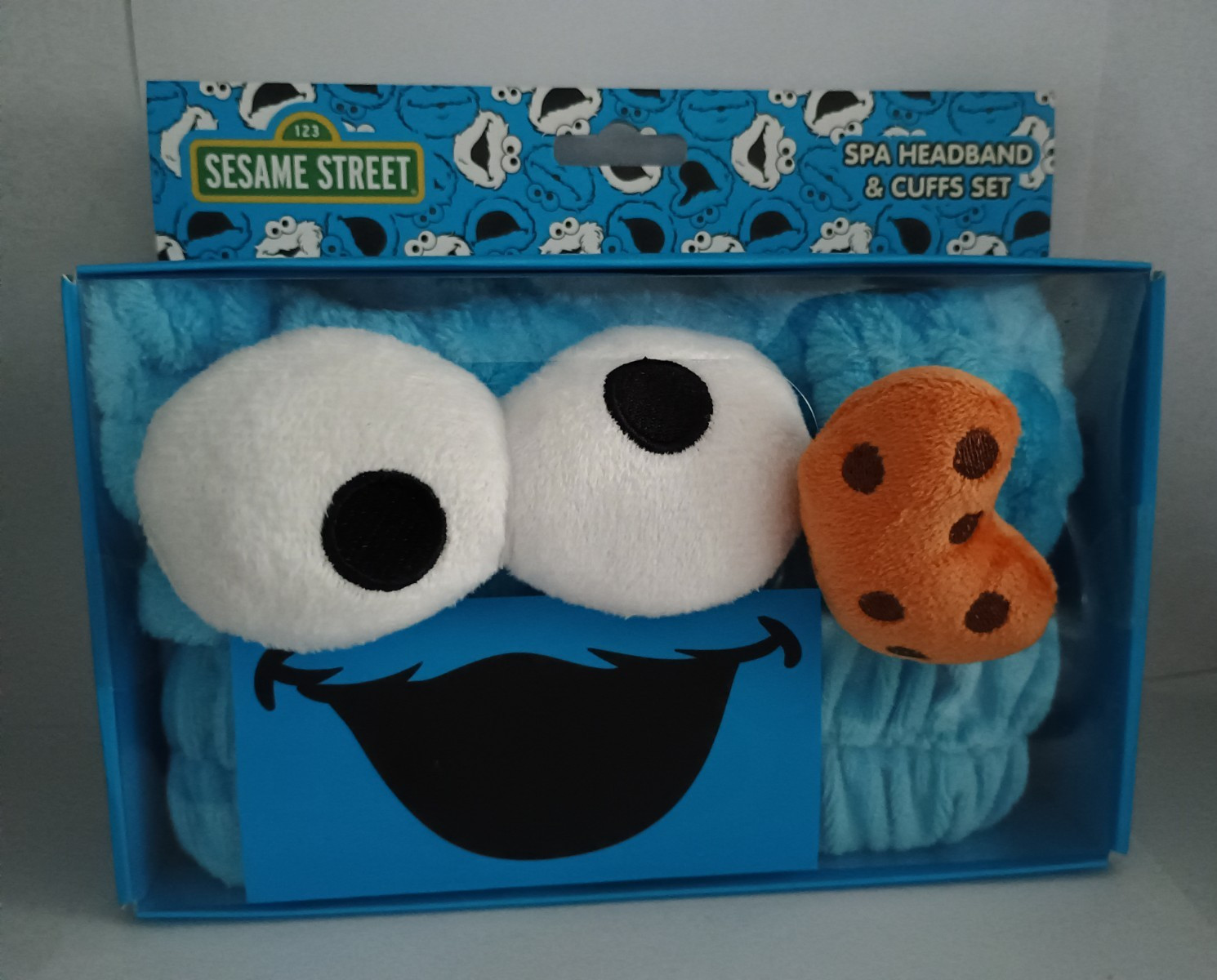 Cookie Monster Sesame Street Spa Headband & Cuffs Set Taste Beauty (Pack of 1)