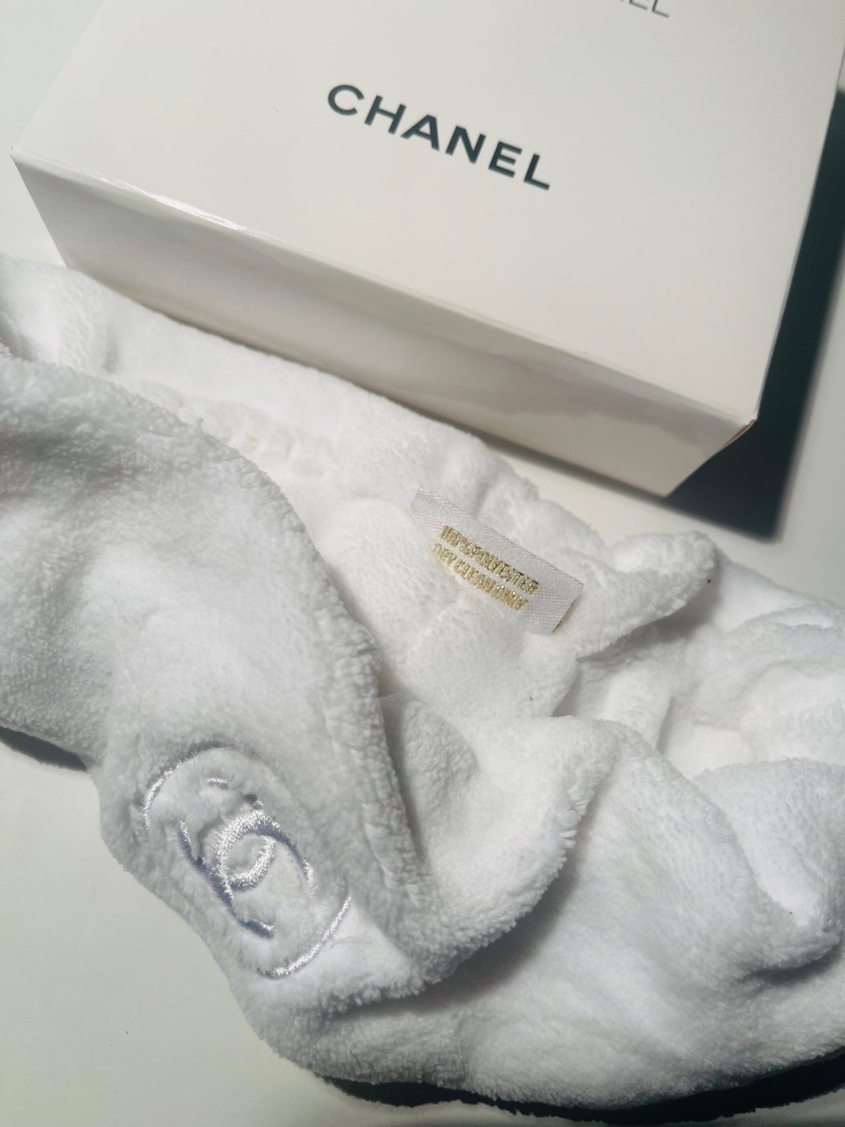 Chanel White Sublimage terry cloth Headband