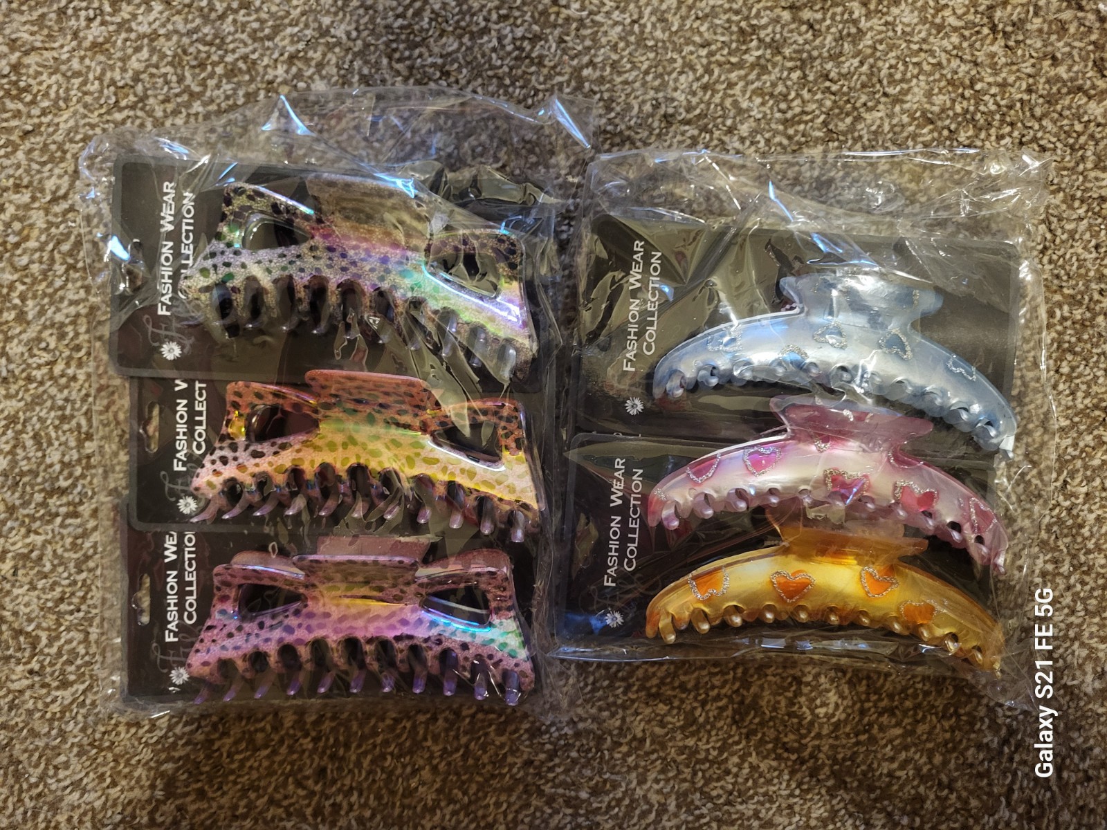 Lot Of Random 6 – 5″Claw Clips 3 Heart Design & 3 Animal Print Colors May Very.