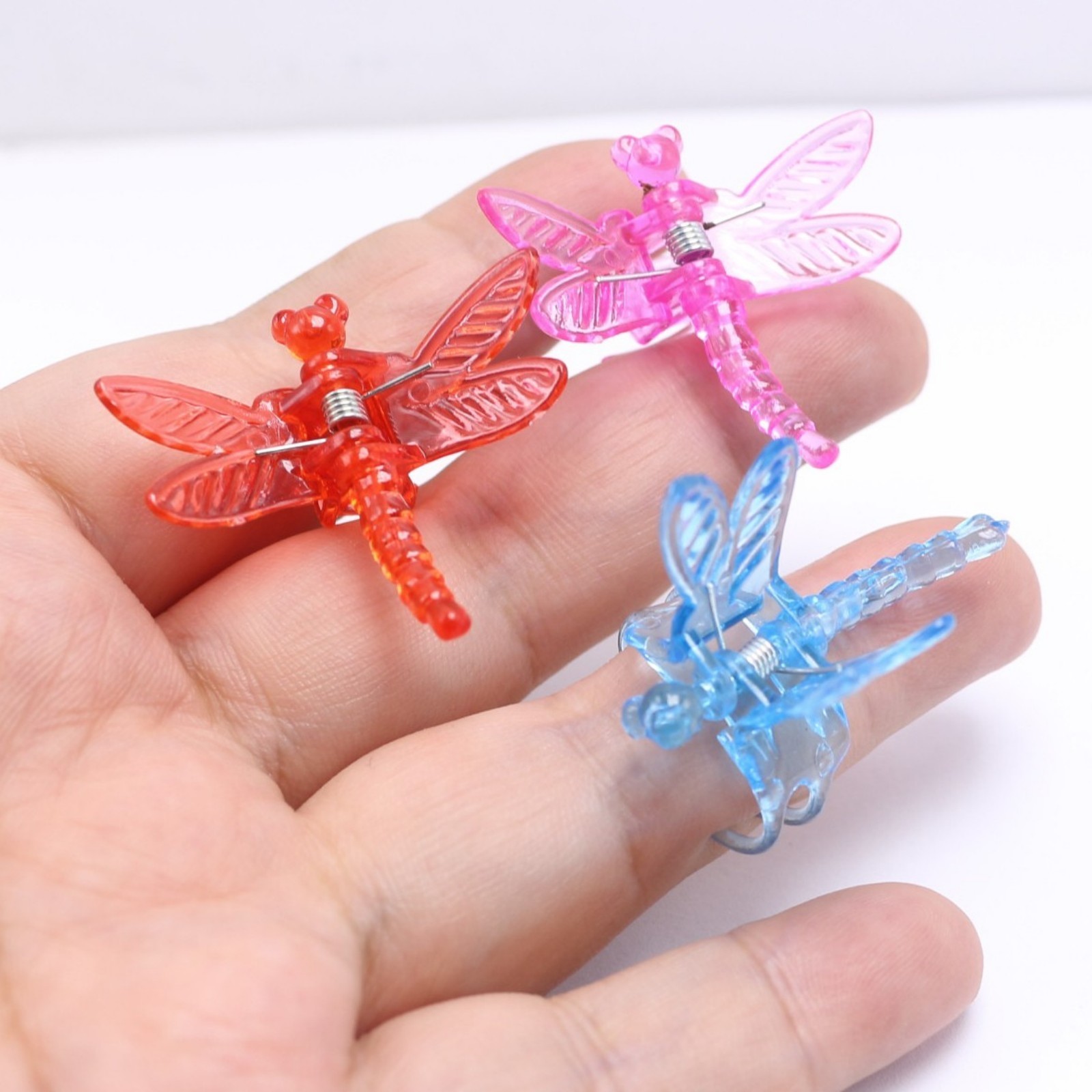 25 Cute Dragonfly Hair Clips – Mixed Color Plastic Claw Clamps for Kids Hair