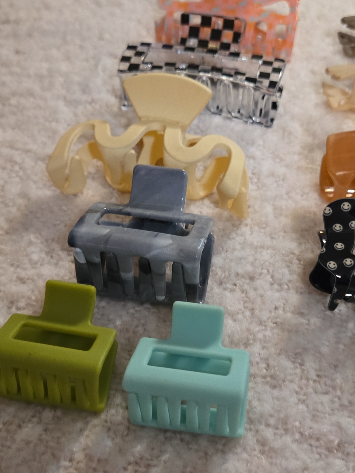 Medium Hair Claw Clip Updo Accessory Clip Multi-color Mixed Lot of 12
