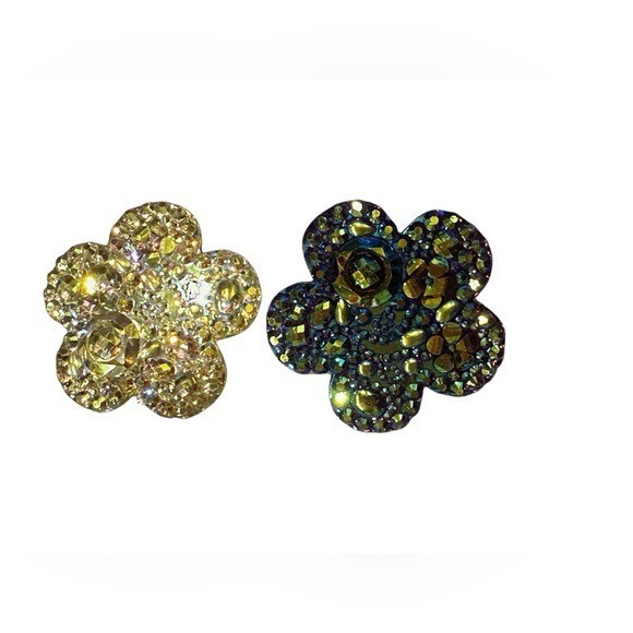 NEW Hair Accessories Clips set of 2 flowers